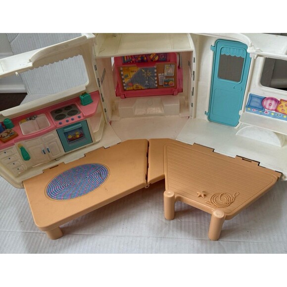 Vintage 1998 Fisher Price Loving Family RV Vacation Camper Motor Home Car - Picture 7 of 12